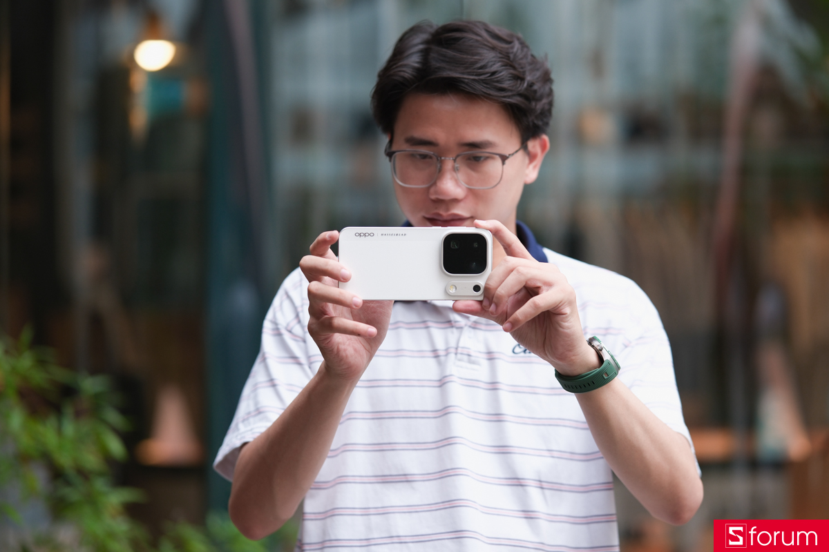 Trên tay OPPO Find X10 Pro Max