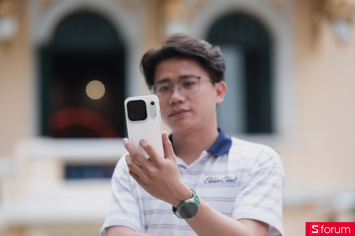 Trên tay OPPO Find X10 Pro Max