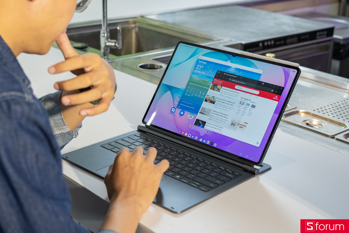 Trên tay và trải nghiệm bộ bàn phím chính hãng trên Samsung Galaxy Tab S12 Ultra