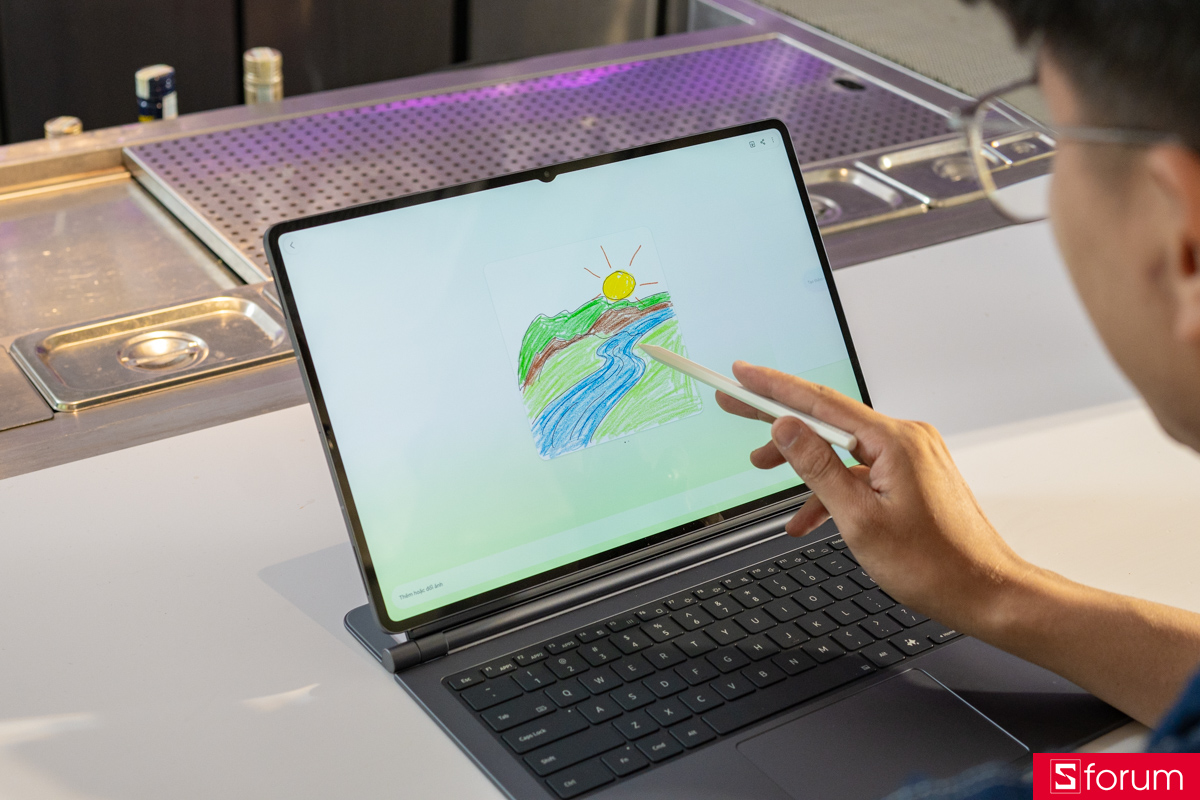 Trên tay và cảm nhận thiết kế của Samsung Galaxy Tab S12 Ultra