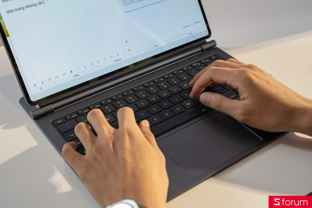 Trên tay Samsung Galaxy Tab S12 Ultra