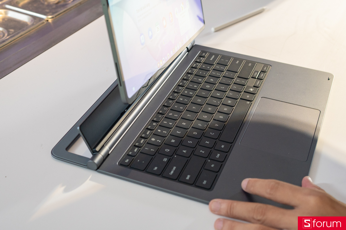Trên tay Samsung Galaxy Tab S12 Ultra