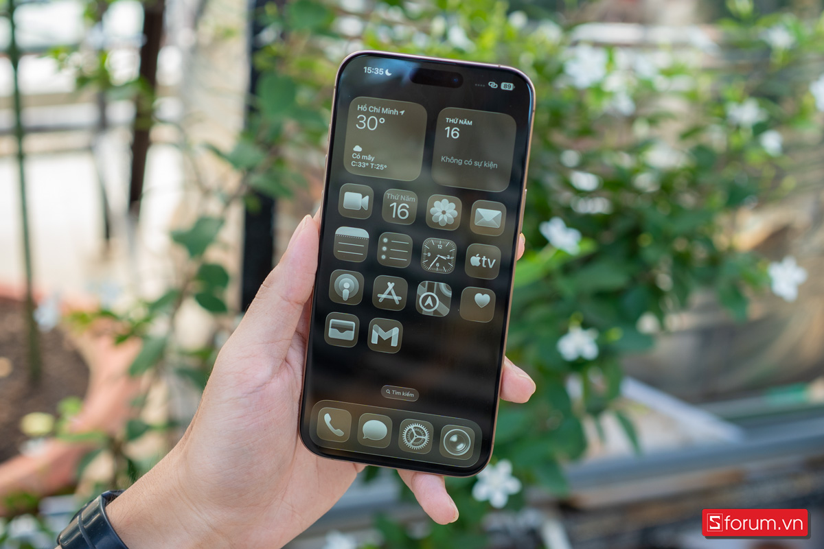 Bộ icon được thừa hưởng phong cách Liquid Glass