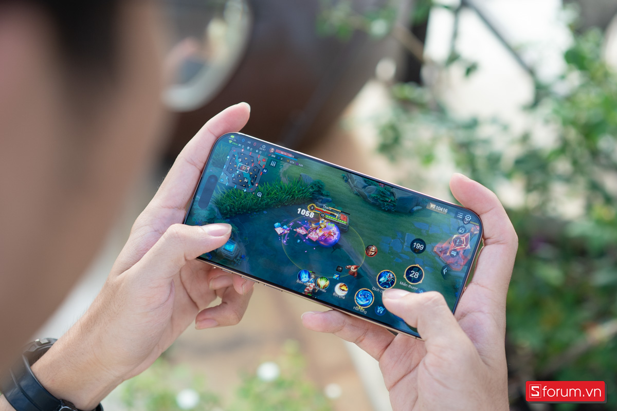 iPhone 16 Pro Max cho khả năng chơi game tốt