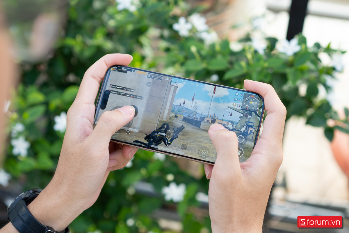 iPhone 16 Pro Max cho khả năng chơi game tốt