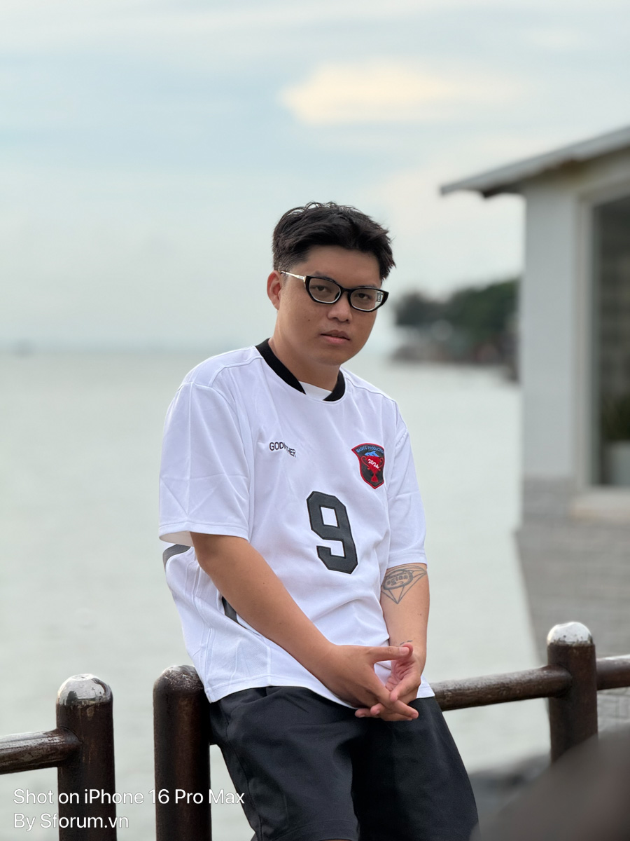 Ảnh chụp ban ngày từ iPhone 16 Pro Max