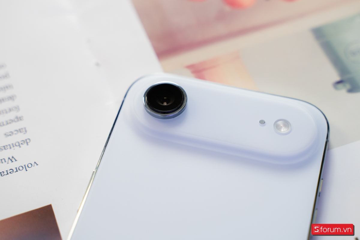 Cụm camera plateau trên iPhone Air