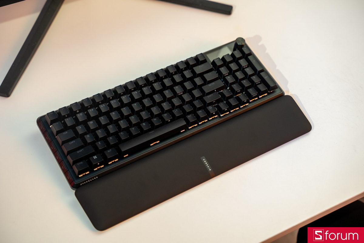 Corsair Vanguard 96