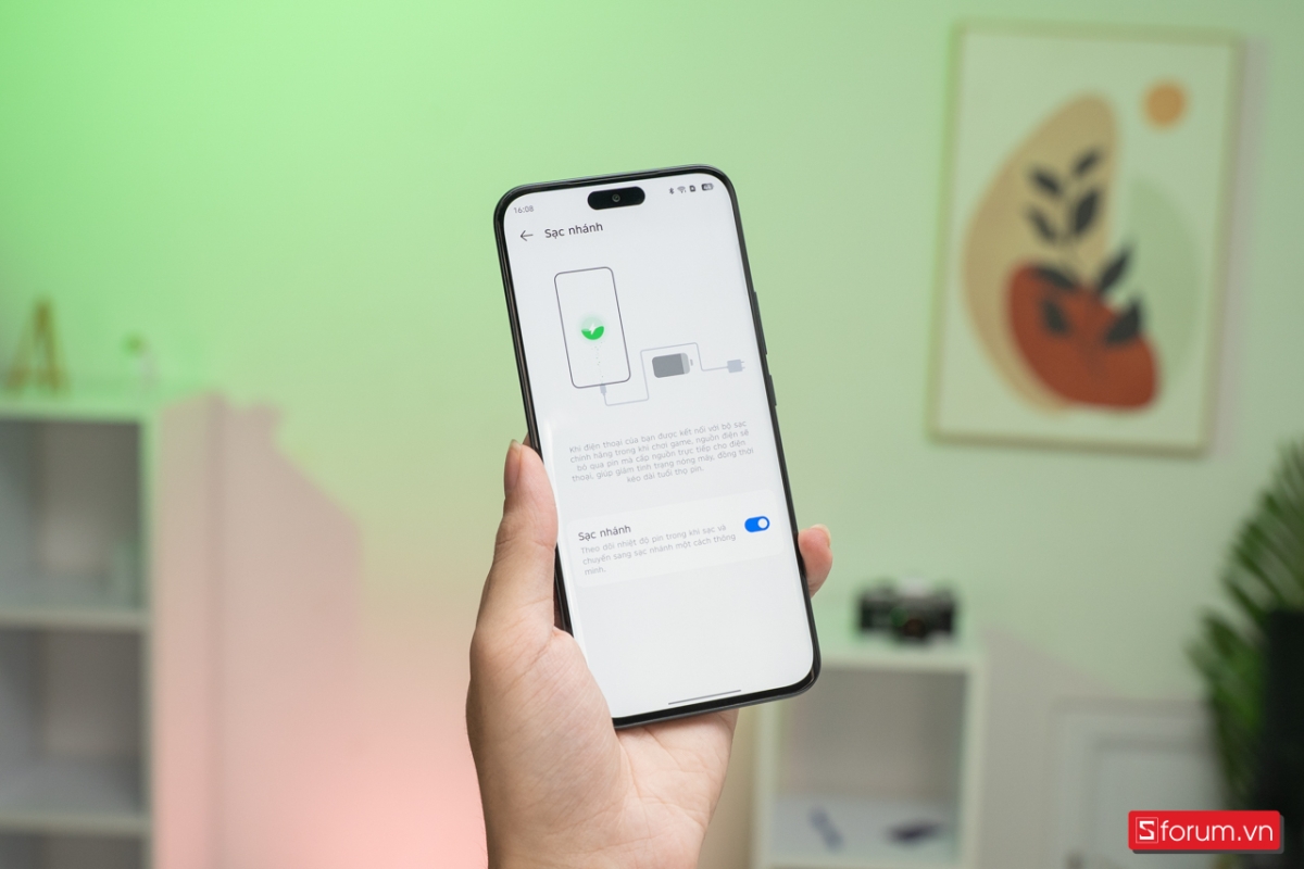 Tecno Pova Slim 5G cung cấp tính năng sạc nhánh