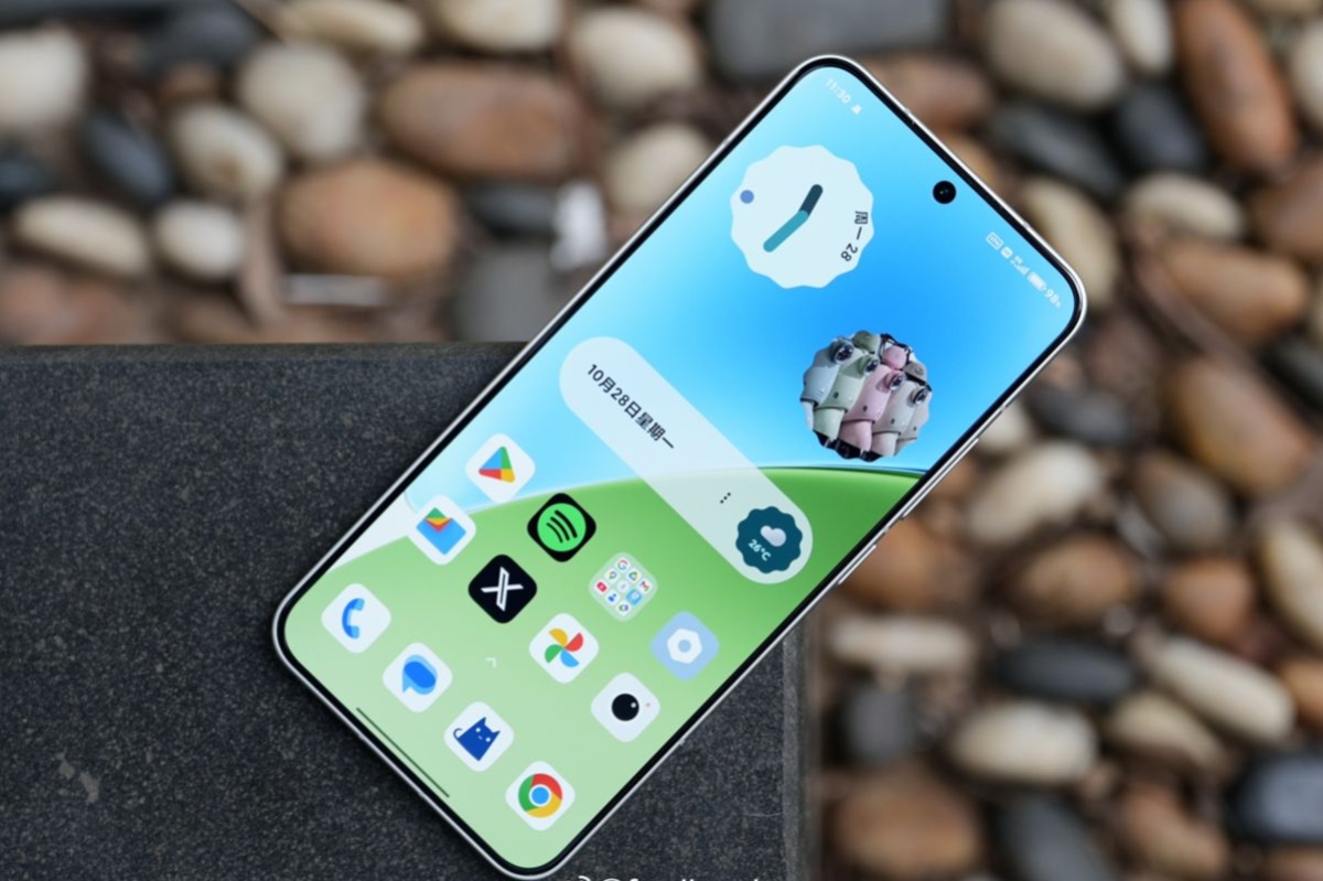 Màn hình CrystalRes siêu sáng 3200 nits