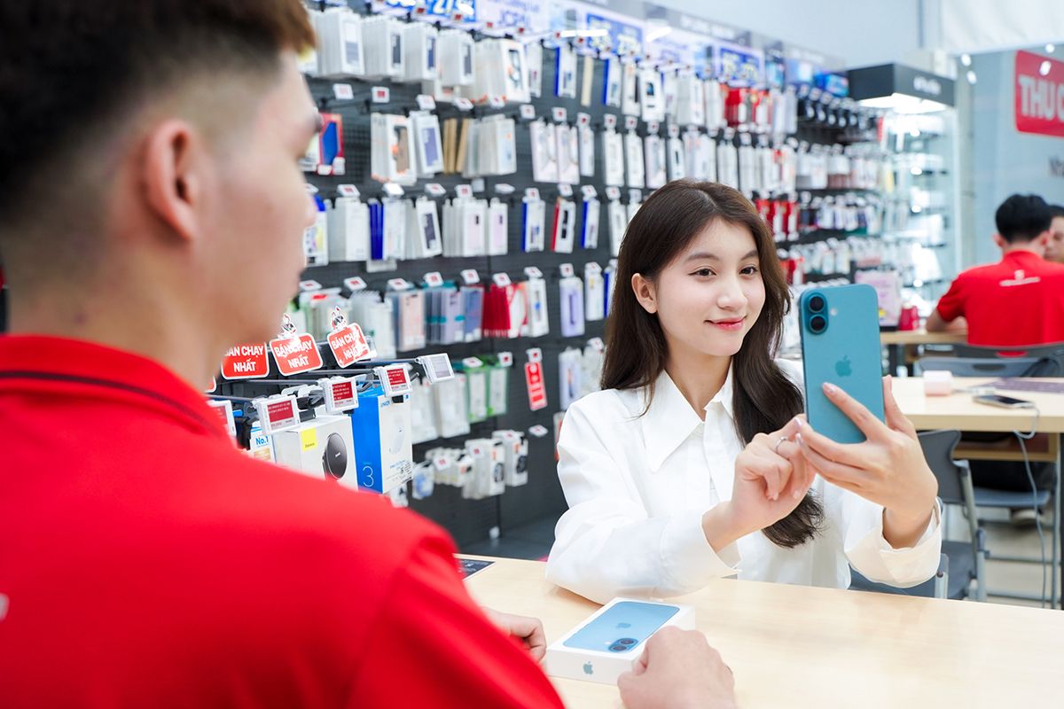Mua iPhone 16 tại CellphoneS