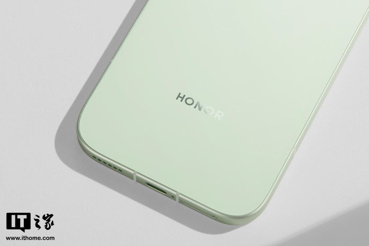 Honor 600 Pro với mặt lưng nhám kèm logo HONOR sáng bóng