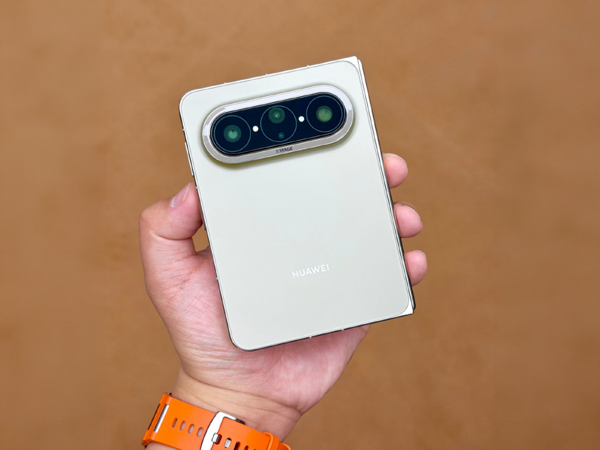 Cụm camera nổi bật trên Huawei Pura X Max