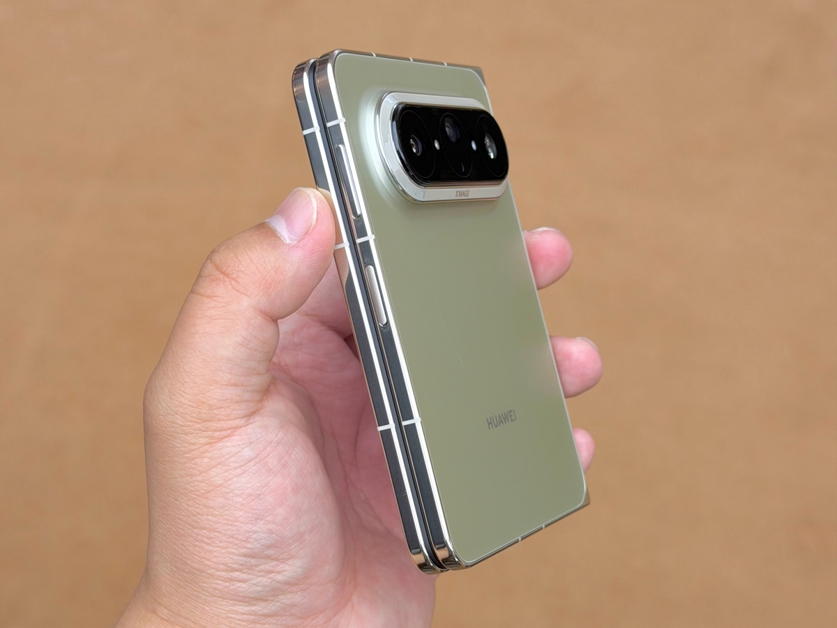 Độ dày khi gập lại của Huawei Pura X Max
