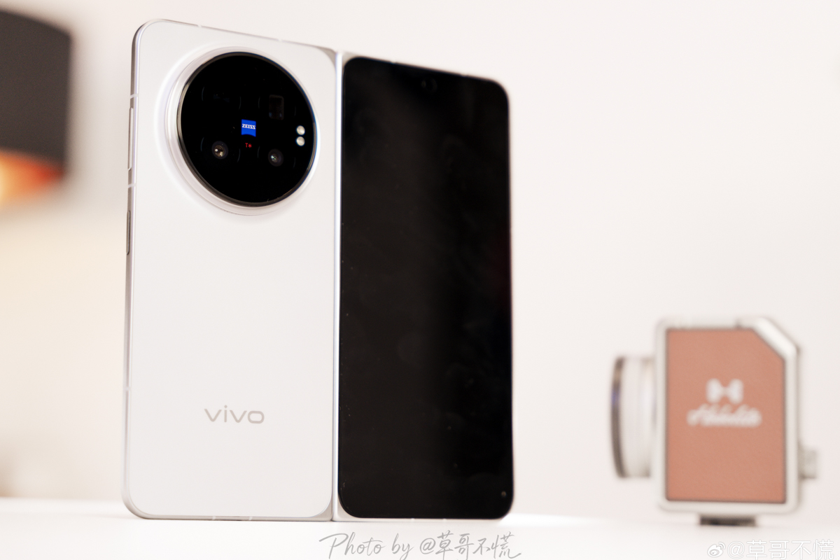 Cận cảnh vivo X Fold6 hiệu năng và khả năng tản nhiệt