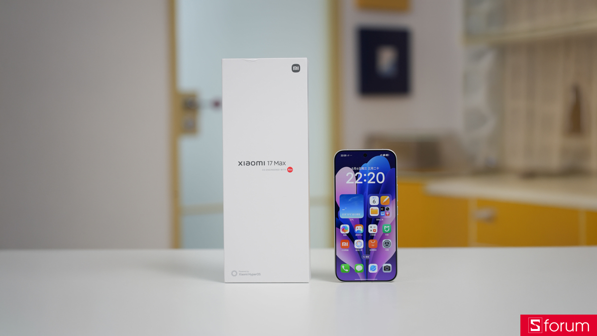 Hộp đựng của Xiaomi 17 Max tone màu trắng