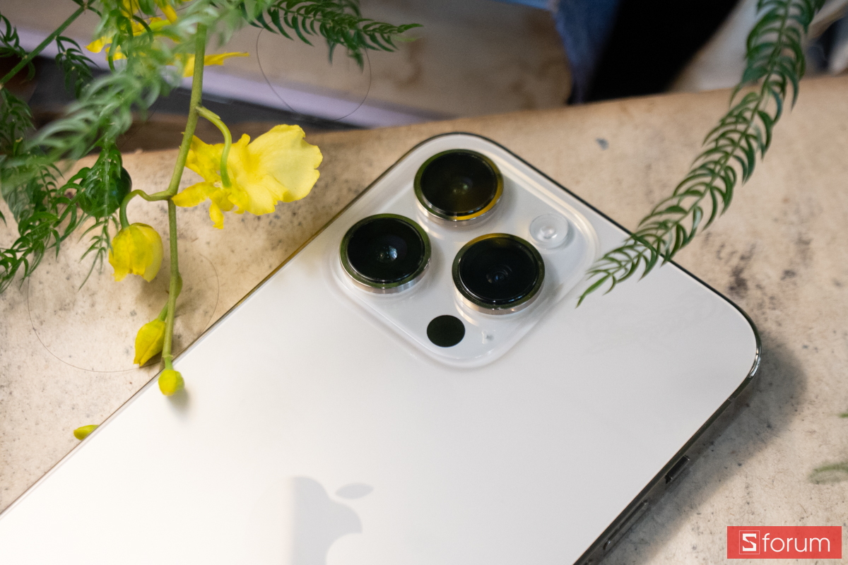 Chi tiết thông số các ống kính của iPhone 14 Pro Max