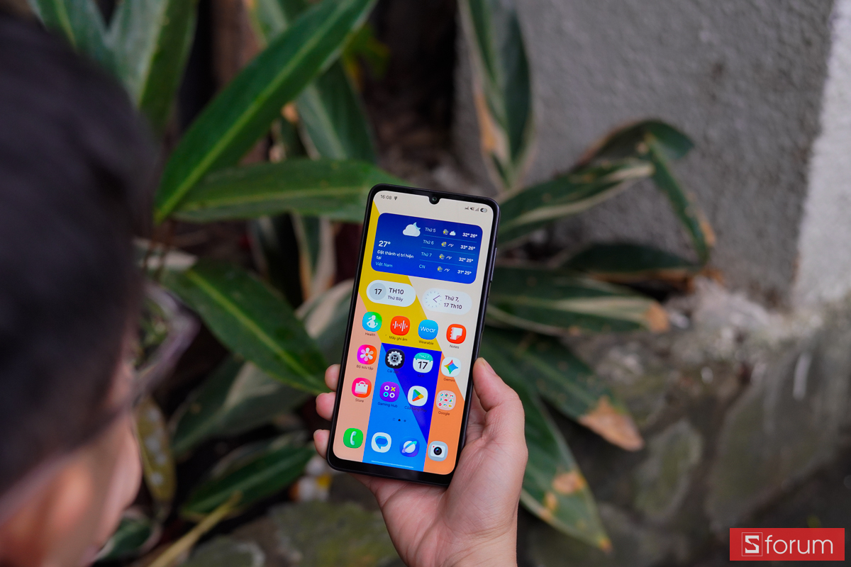 Màn hình chính One UI 9 trên Samsung Galaxy A08 4G