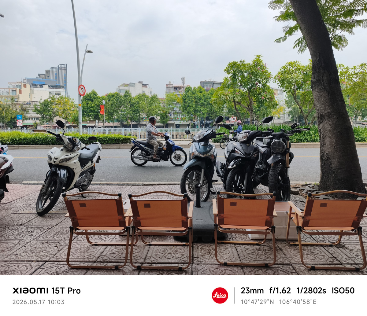 Ảnh chụp đường phố bằng camera góc siêu rộng của Xiaomi 15T Pro