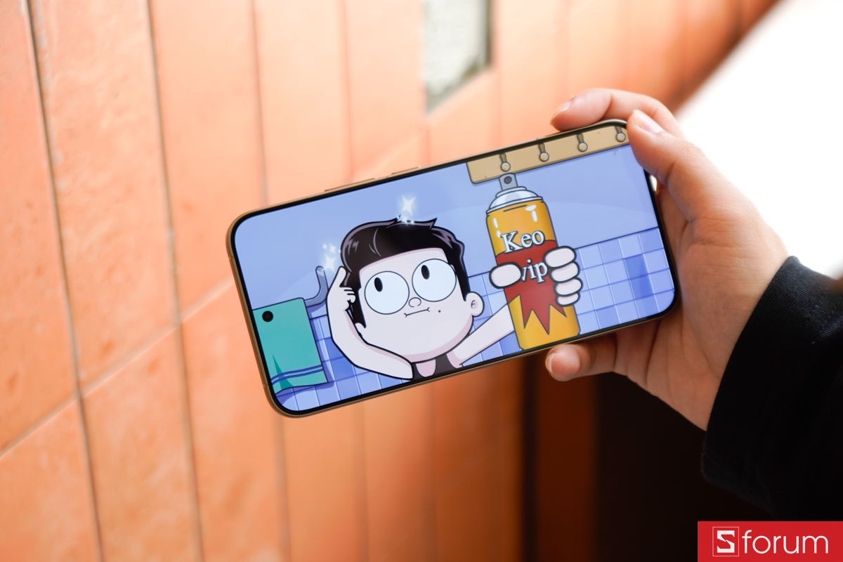 Trải nghiệm xem video giải trí trên màn hình tràn viền của Xiaomi 15T Pro