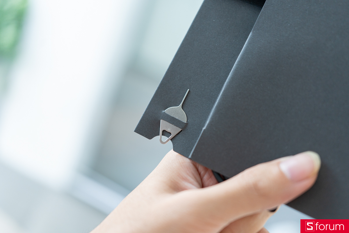 Que chọc khay SIM đi kèm hộp Samsung Galaxy Z Fold8 Ultra