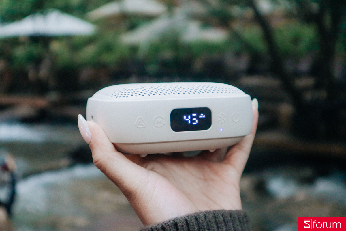 Màn hình LED hiển thị phần trăm pin trên Boom Go 3i