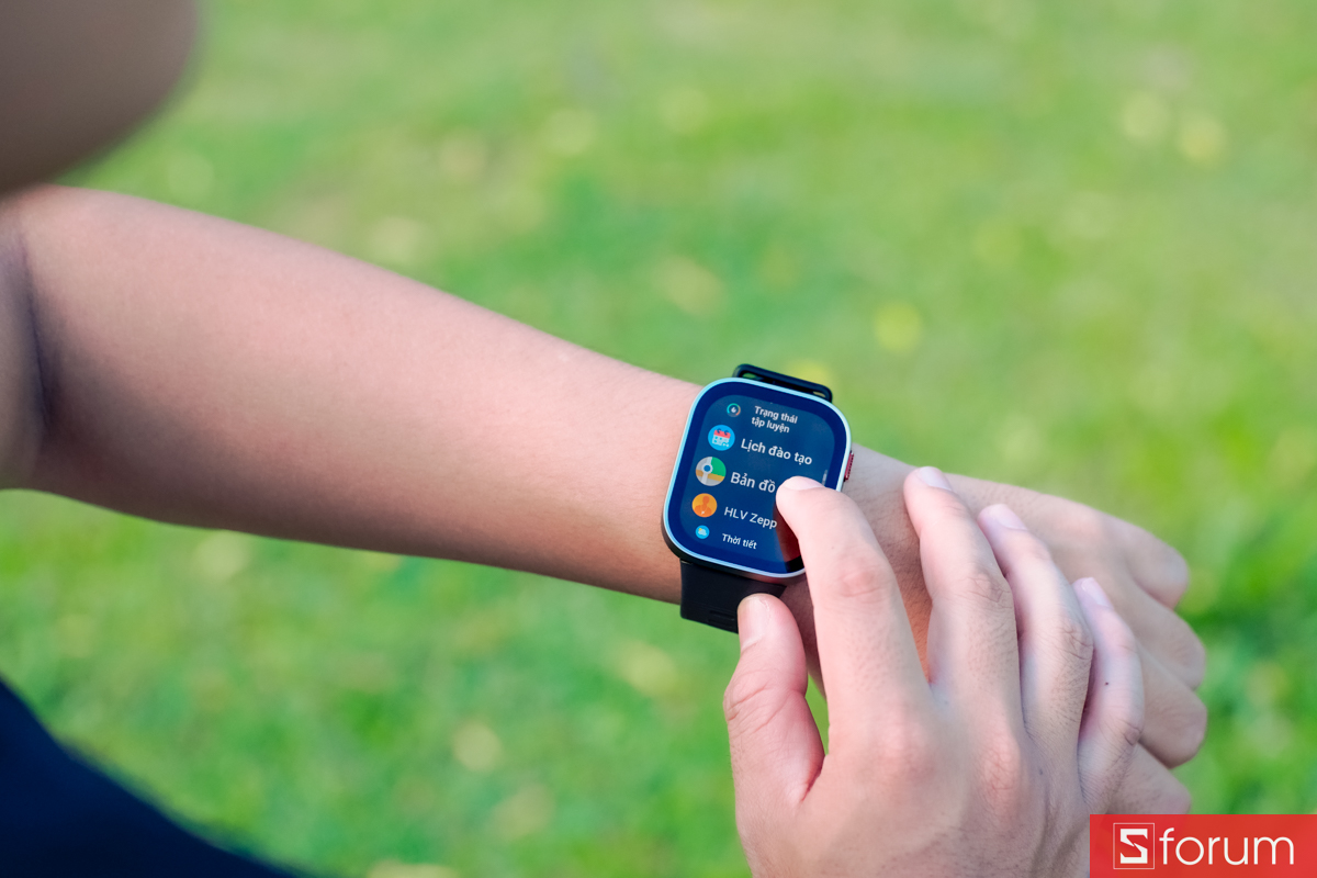 Trên tay Amazfit Bip Max menu Zepp OS 5.0 mượt