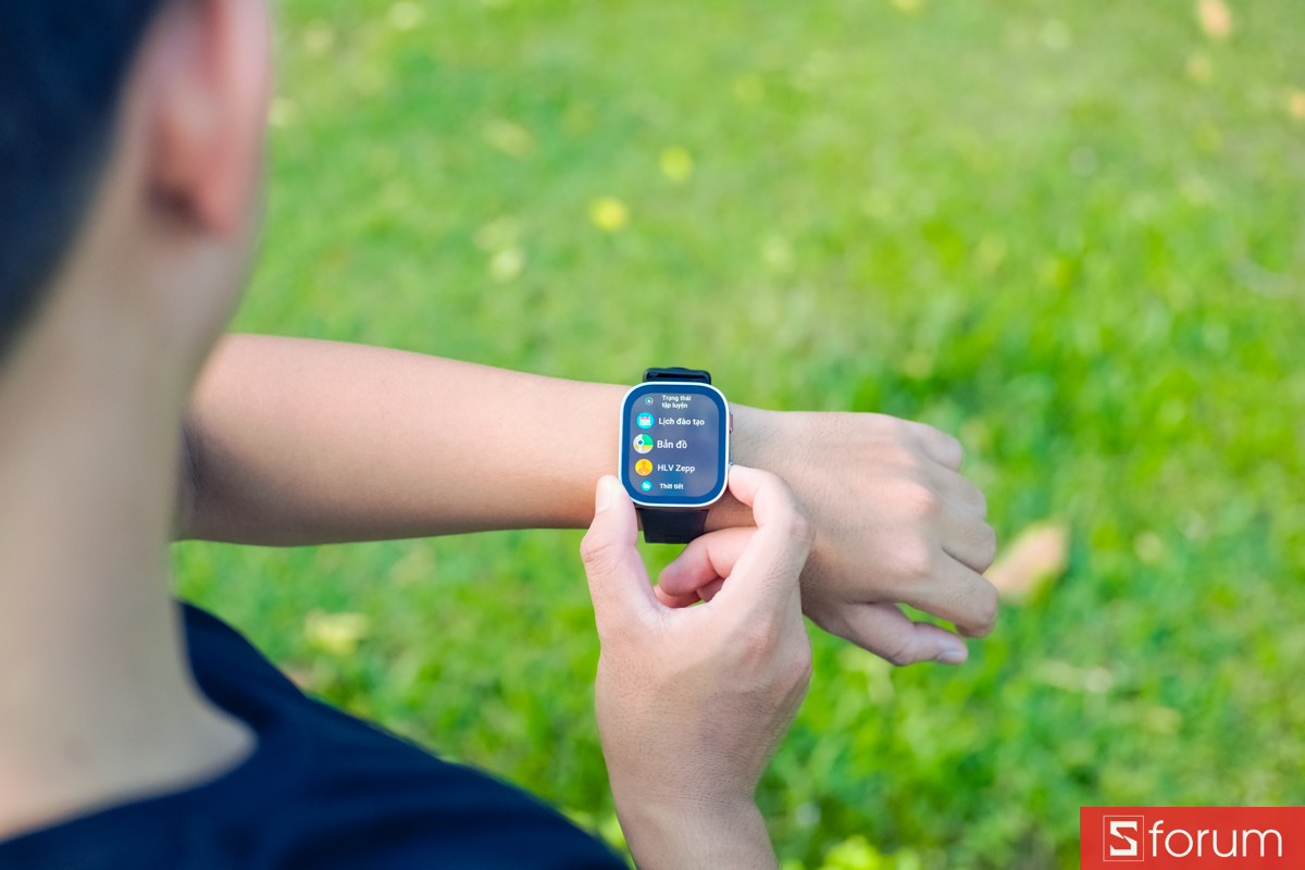 Trên tay Amazfit Bip Max giá bán ưu đãi tại CellphoneS