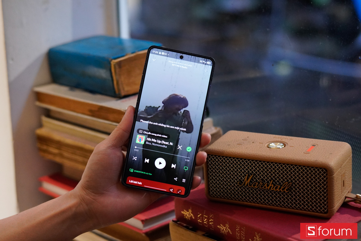 Thử âm bass Marshall Emberton III với Hit Me Up của Binz
