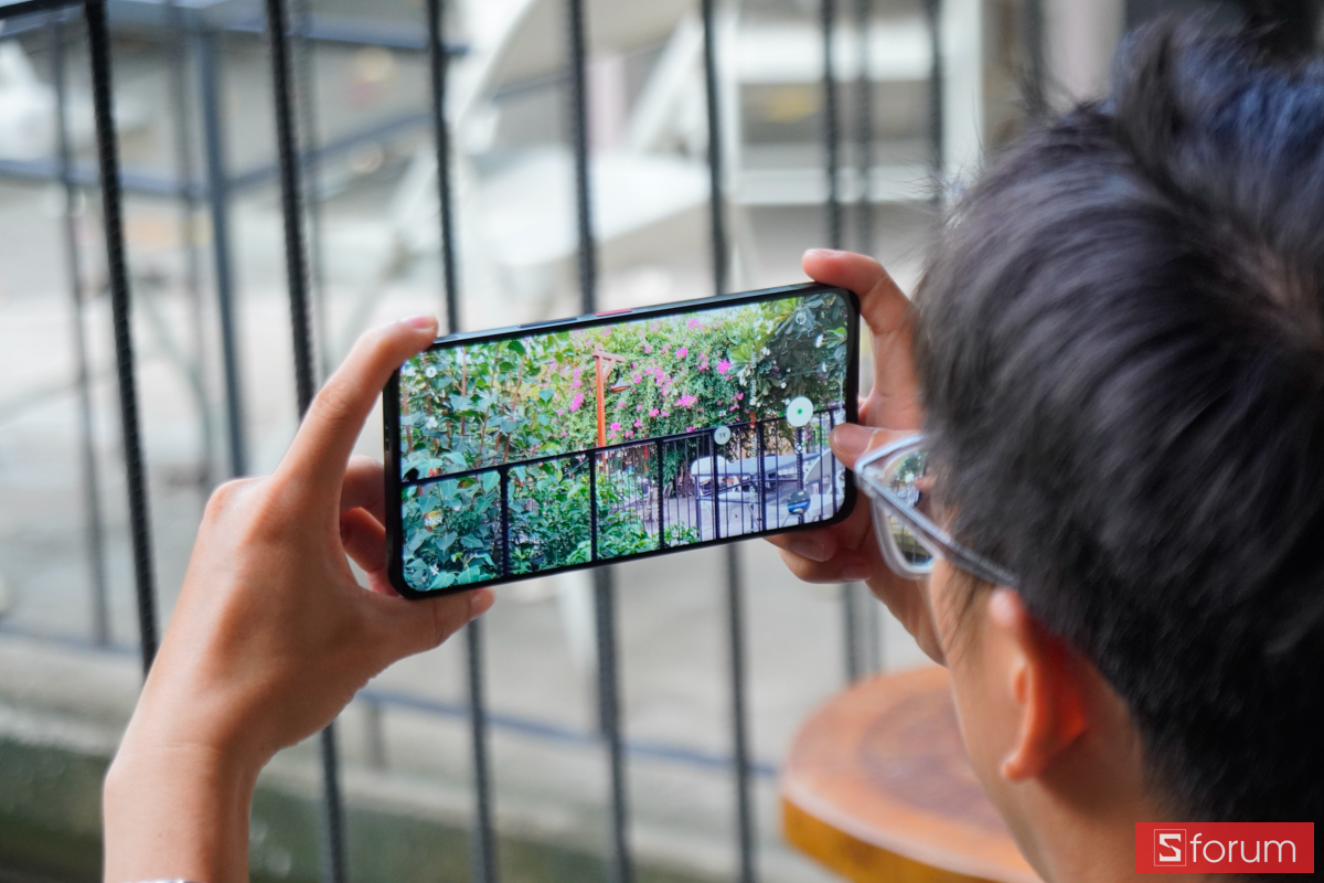 Nubia Neo 5 Max 5G căn chỉnh góc chụp với camera 50MP