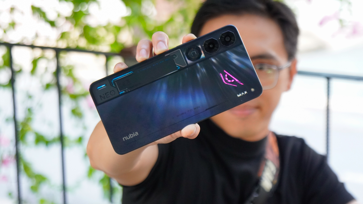 Trên tay Nubia Neo 5 Max 5G: Mang phablet trở lại, màn hình lên đến 7.5 inch, giá 8.79 triệu