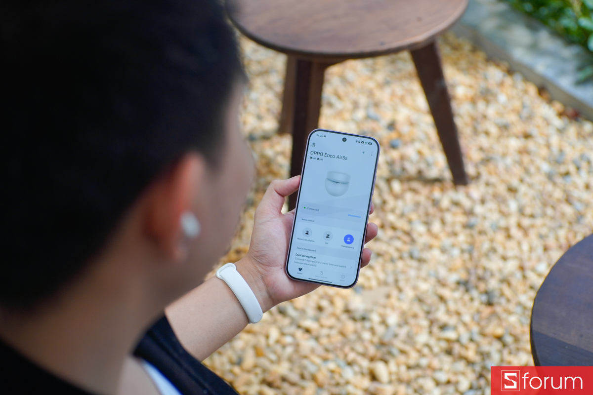 Giao diện kết nối tai nghe OPPO Enco Air5s với điện thoại