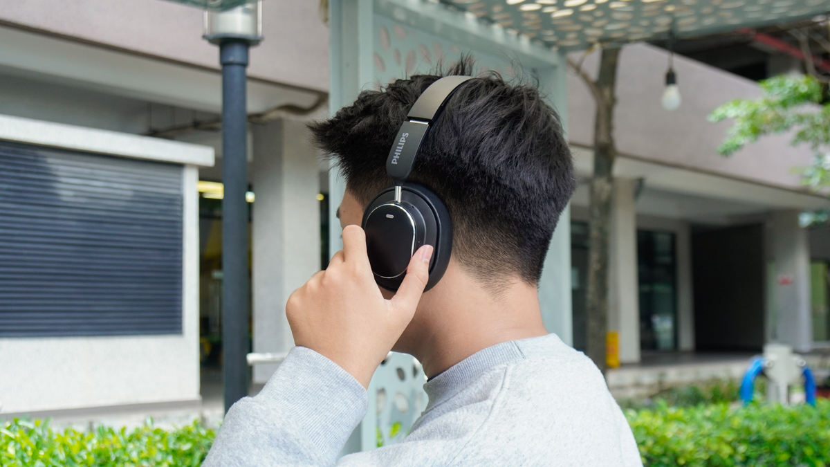 Trên tay tai nghe Philips TAH5519: Chỉ 1 triệu đồng mà thiết kế đẹp cỡ này, tích hợp chống ồn thoải mái chill!