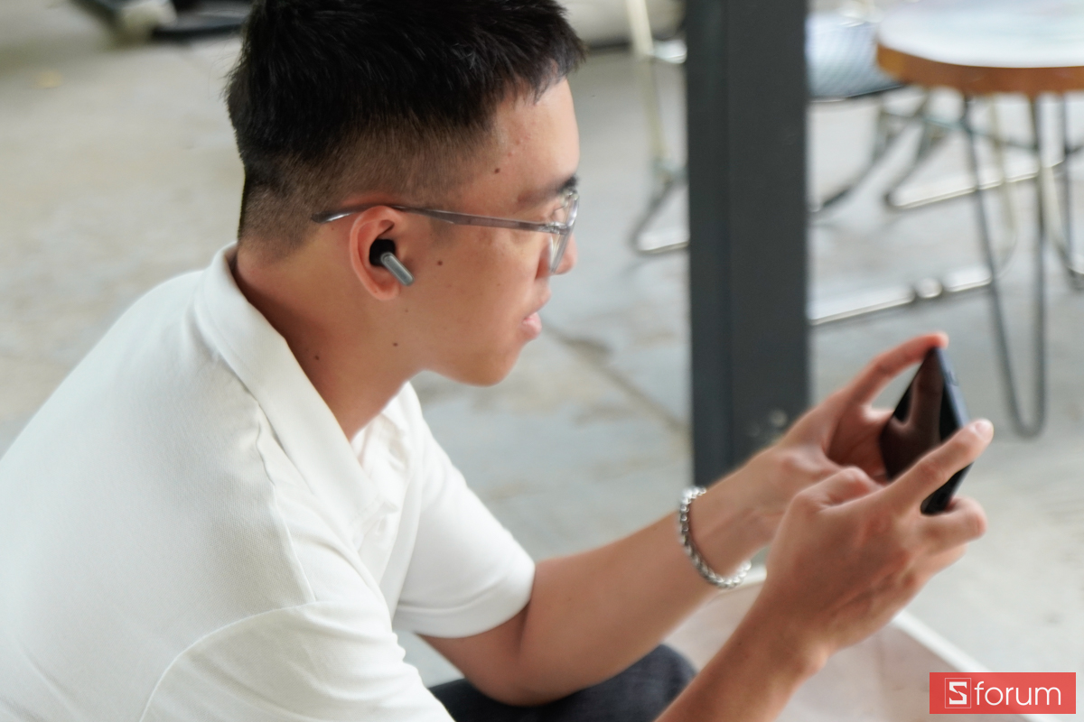 Tai nghe Philips TAT2120 thử nghiệm độ trễ khi chơi game