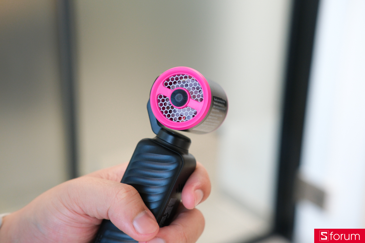 Vị trí đặt camera của quạt cầm tay GOOJODOQ GFS025