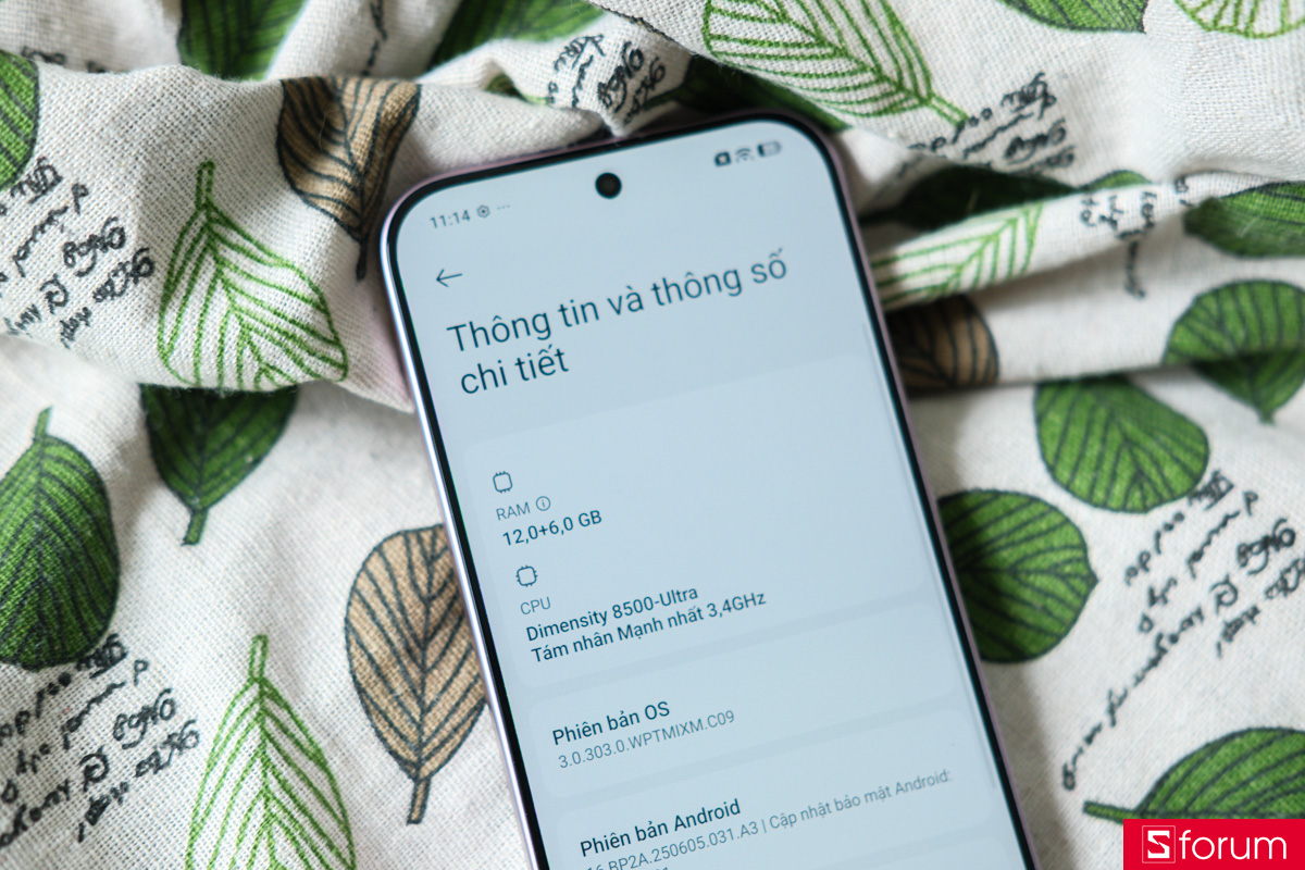 Cấu hình phần cứng mạnh mẽ của Xiaomi 17T được hiển thị chi tiết trong phần cài đặt