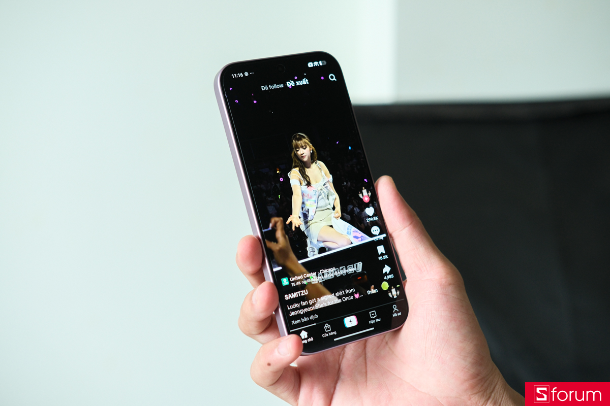Viên pin khủng giúp Xiaomi 17T đáp ứng tốt nhu cầu lướt mạng xã hội liên tục