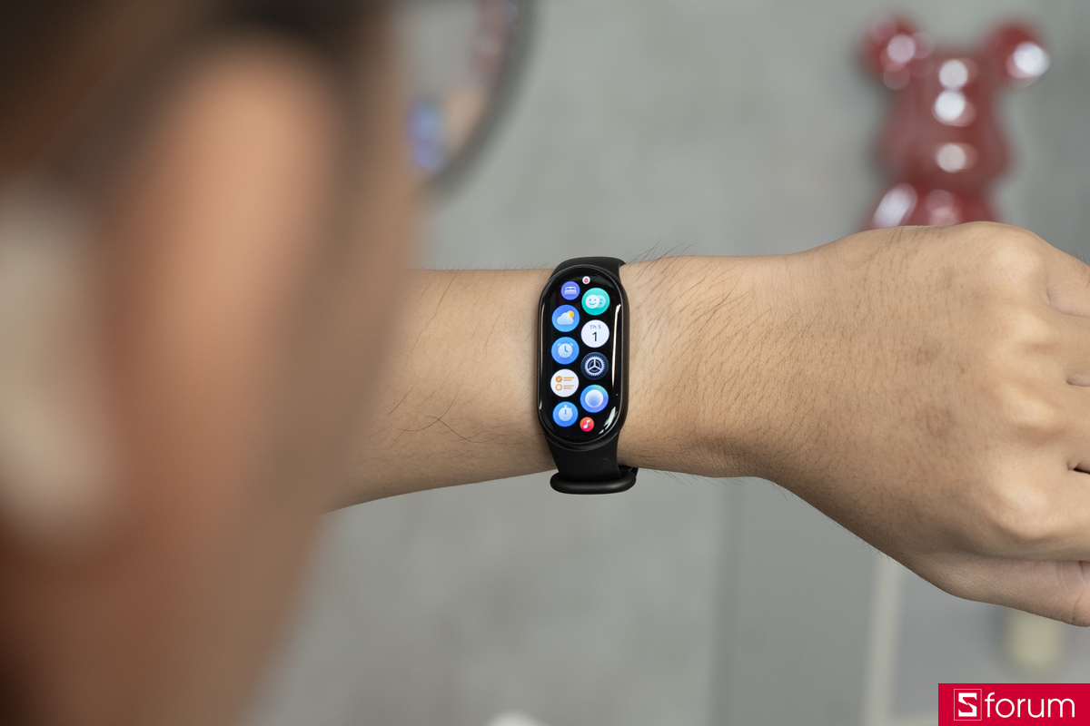Giao diện ứng dụng trên màn hình Xiaomi Mi Band 11