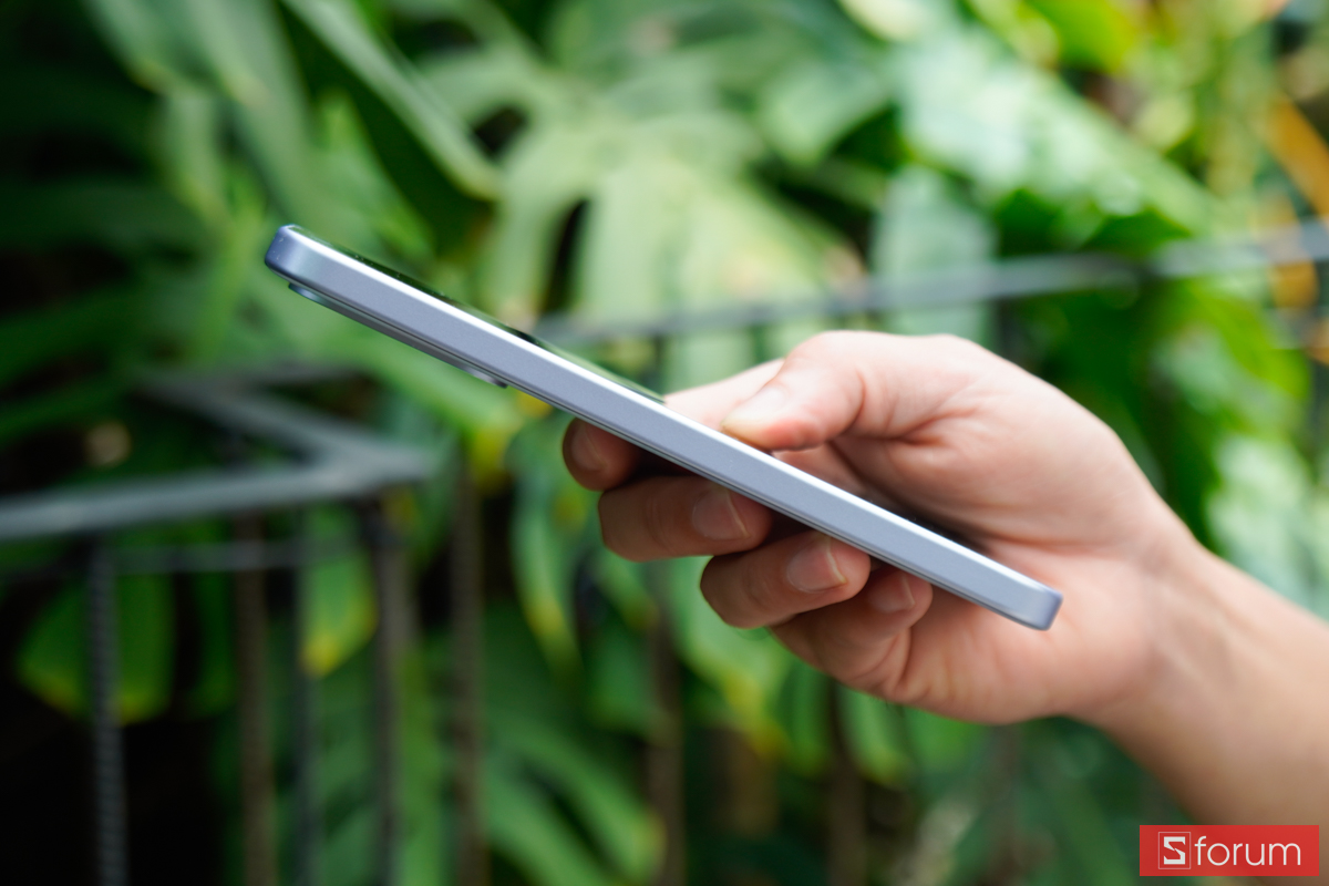 Thiết kế cạnh viền mỏng của Xiaomi Redmi 17