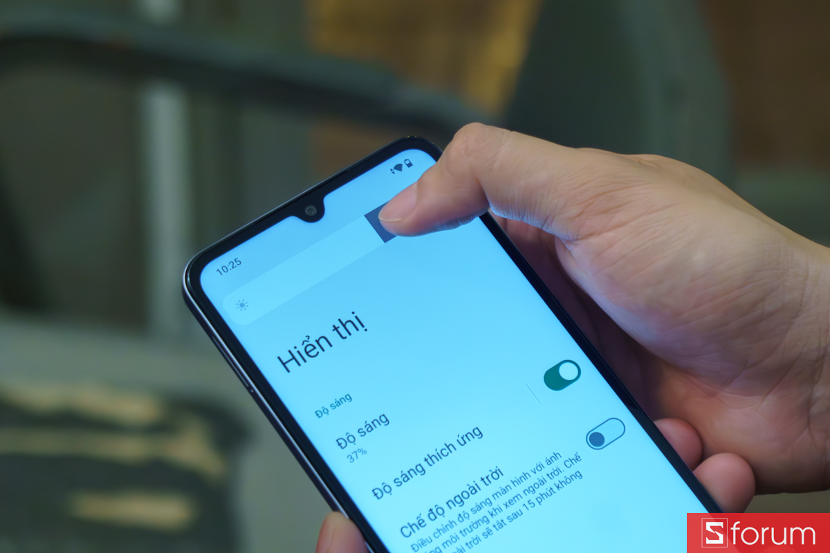 Cài đặt độ sáng màn hình Xiaomi Redmi A7 hỗ trợ chế độ ngoài trời