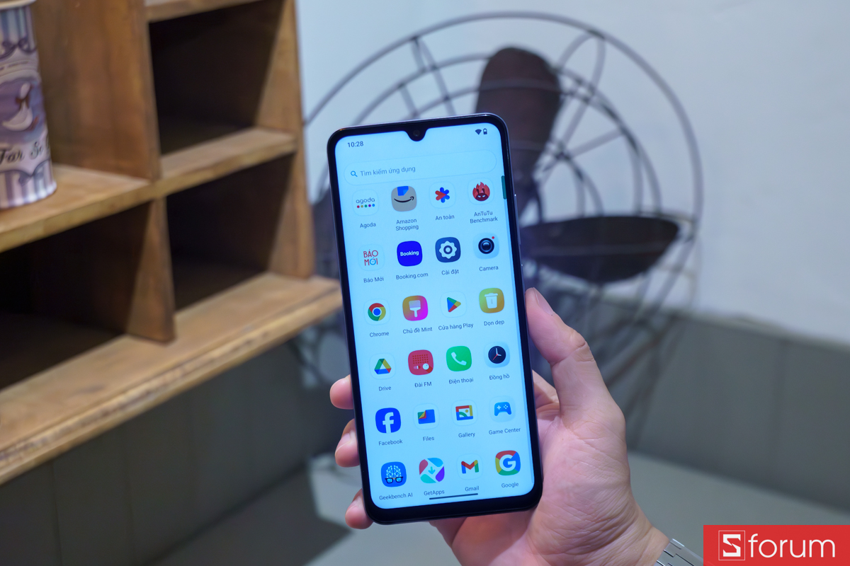 Giao diện ứng dụng hệ điều hành Android 15 trên Xiaomi Redmi A7