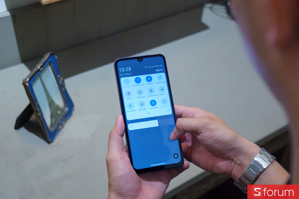 Trải nghiệm vuốt chạm mượt mà trên giao diện người dùng Xiaomi Redmi A7