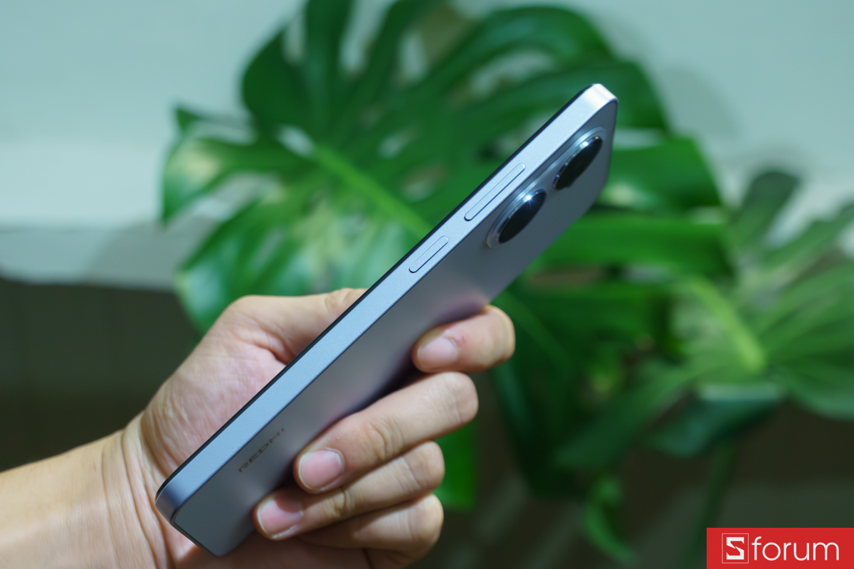 Cạnh phải Xiaomi Redmi A7 tích hợp nút nguồn chứa cảm biến vân tay