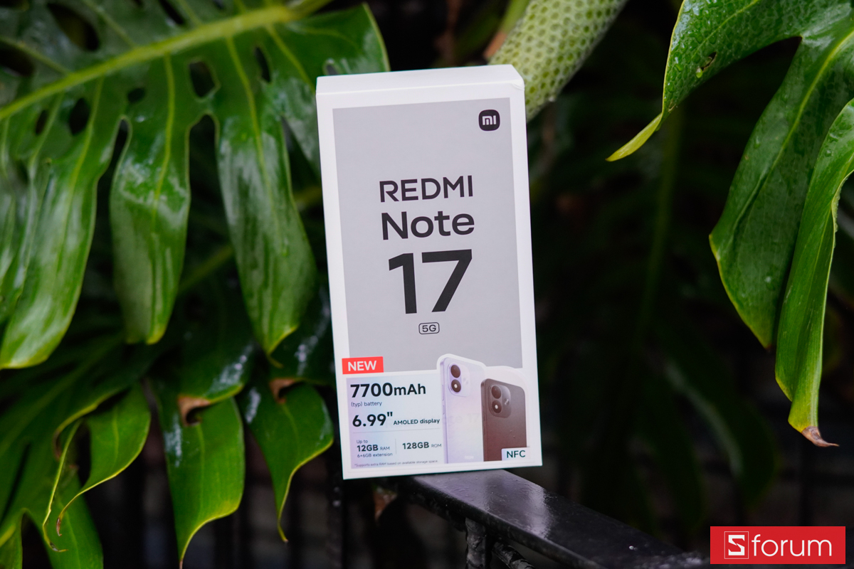 Hộp Xiaomi Redmi Note 17 5G với thông tin pin 7,700mAh ở mặt trước