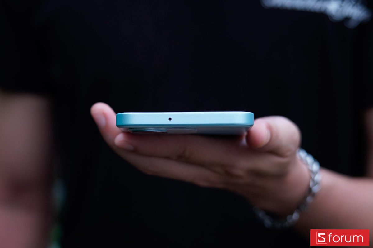 Thiết kế cạnh bên mỏng gọn của Xiaomi Redmi Note 17 5G