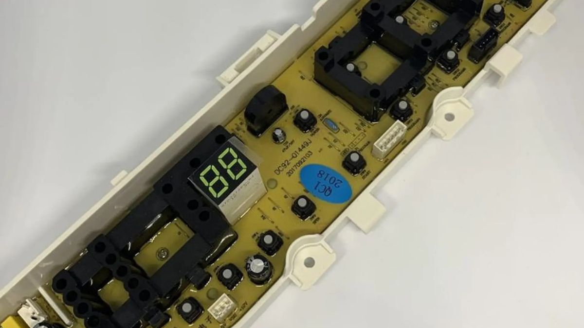 mã lỗi máy giặt toshiba e2 1 do lỗi bo mạch điều khiển