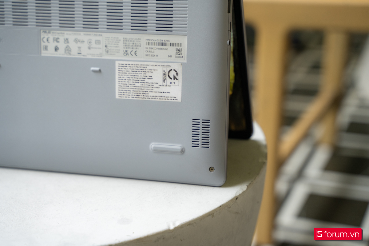 Đánh giá ASUS ExpertBook P1