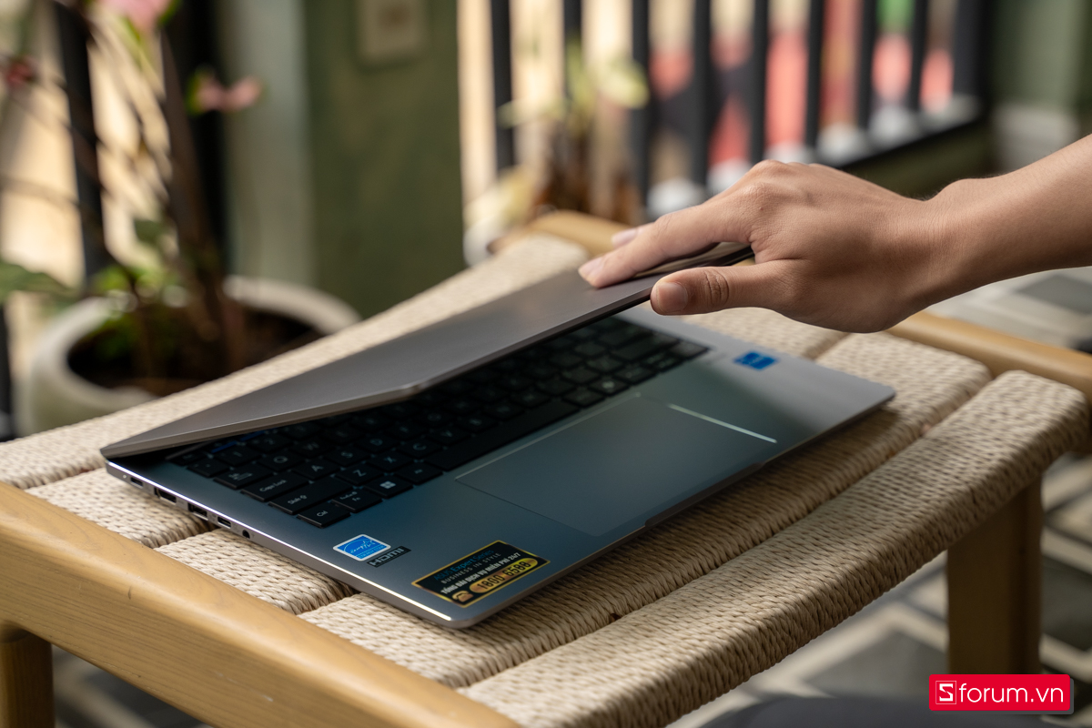 Bản lề ASUS ExpertBook P3