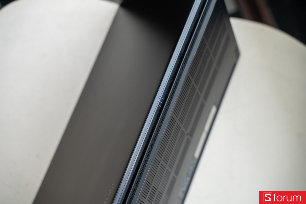 Ngoại hình ASUS ProArt P16 sau 2 năm