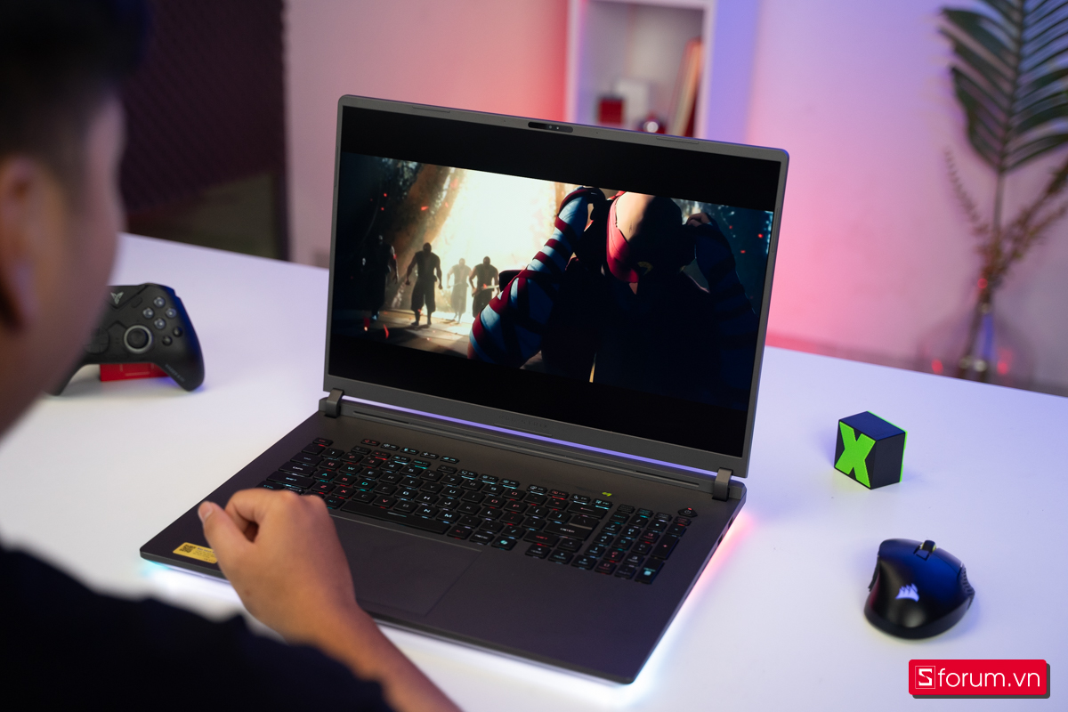 Loa ASUS ROG Strix G815